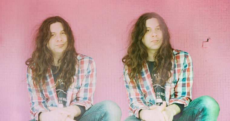 Kurt VIle Bassackwards